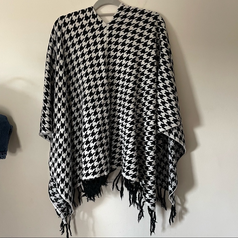 Houndstooth print shawl OS Verve‎ Ami
